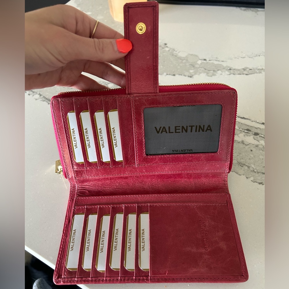 VALENTINA WALLET with gold hardware ~ brand new without tags 🌺w/OG cards & pads - Picture 4 of 9